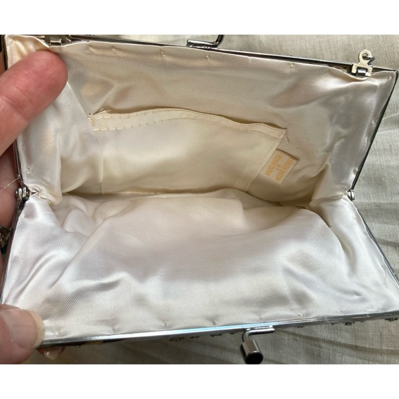 Vintage Hong Kong Silver Beaded Evening Bag Clutch Wristlet Kisslock - Picture 3 of 12